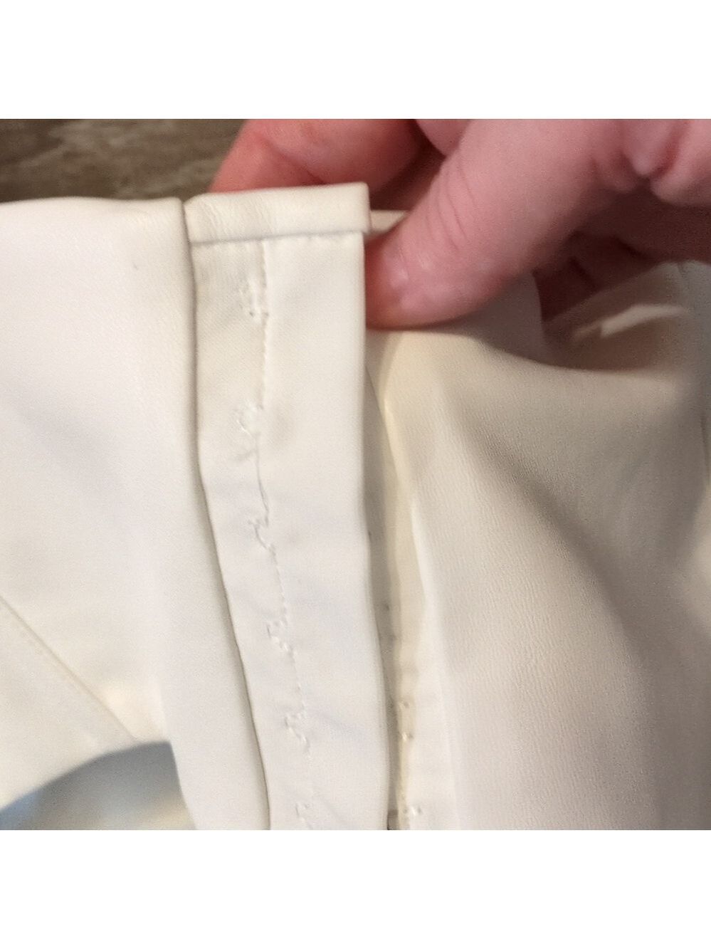 Meshki White Faux Leather Corset Crop Top Size Medium - Picture 6 of 7
